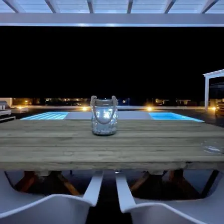 Alexander, Strandnahe Bergvilla Mit Pool